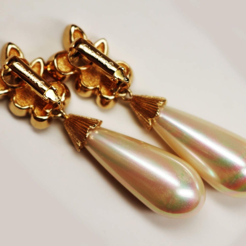⚜️ Vintage Christian Dior Crystal & Pearl Earrings - Picture 9 of 16